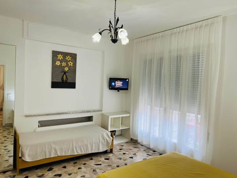 Standard Triple Room | Reception