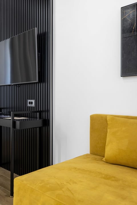 Premium bedding, down comforters, pillowtop beds, free minibar