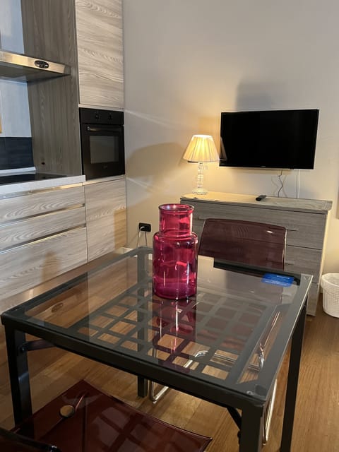 Condo | Living area | Flat-screen TV