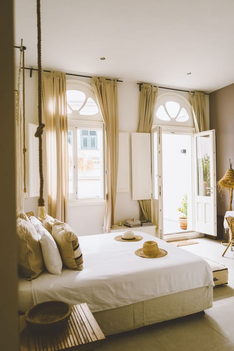 Luxury Double or Twin Room, 1 Bedroom, Terrace, City View | Premium bedding, memory foam beds, desk, laptop workspace
