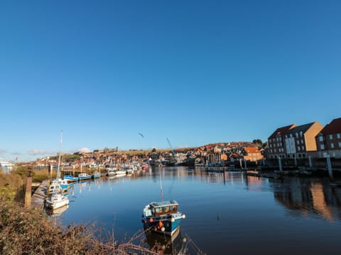 Cottage | Marina