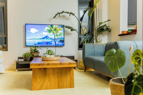 Basic Apartment, Patio, City View | Living area