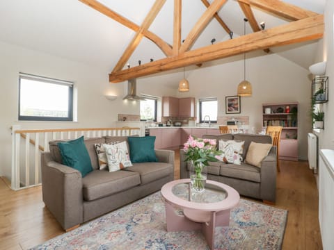 Cottage | Living area