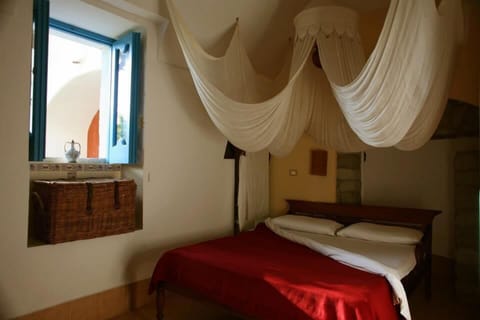 Honeymoon Room | Individually furnished, free WiFi