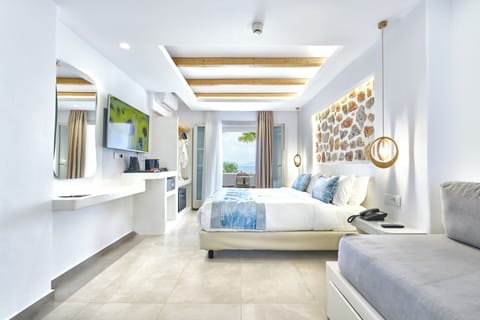 Superior Room, Sea View | Premium bedding, in-room safe, individually furnished, soundproofing