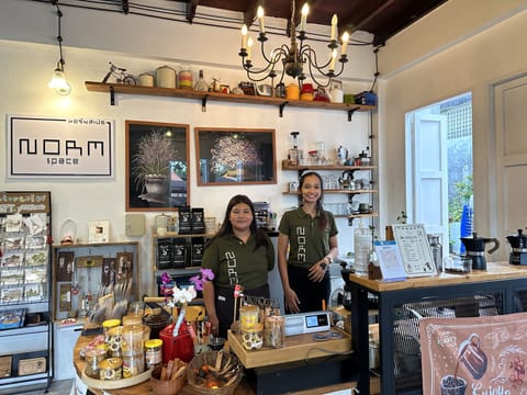 Cafe