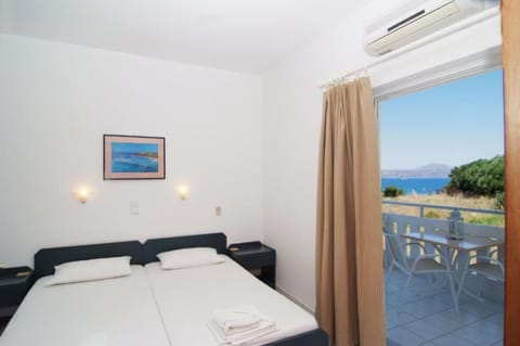 1 bedroom, soundproofing