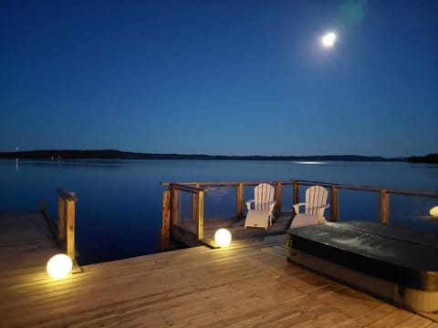 Cottage | Property grounds