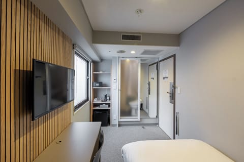 Single Room | Free WiFi, bed sheets