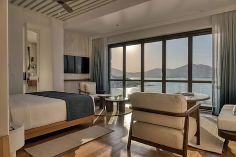 Deluxe Suite, Sea View (200m from the Main Hotel) | Premium bedding, minibar, in-room safe, soundproofing