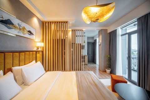 Basic Apartment, Non Smoking | Hypo-allergenic bedding, minibar, laptop workspace, soundproofing