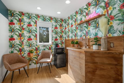 Design Studio | Minibar
