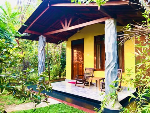 Deluxe Cottage, 1 Bedroom, Non Smoking, Lake View | 1 bedroom, desk, soundproofing, iron/ironing board