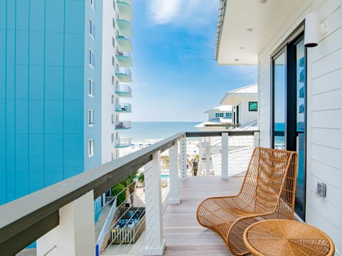 House, Multiple Beds, Balcony, Ocean View | Property grounds