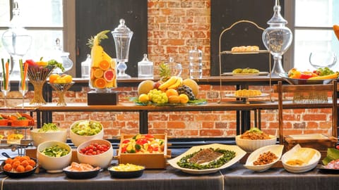 Daily buffet breakfast for a fee