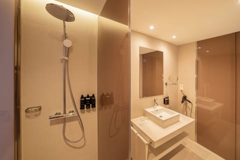 Deluxe Room, Terrace, Sea View | Minibar, desk, travel crib, free WiFi