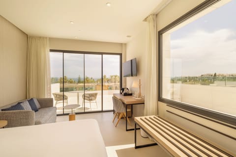 Minibar, desk, travel crib, free WiFi