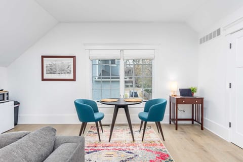 Apartment | In-room dining