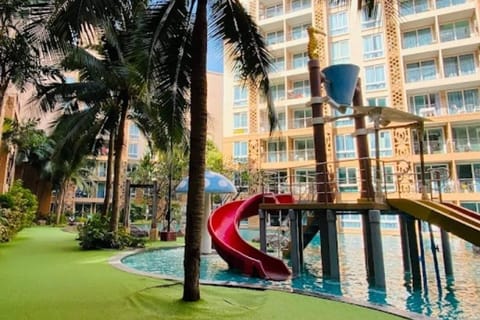 Apartment, 1 Bedroom, Accessible, Balcony | Pool | Outdoor pool