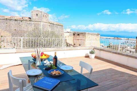 House, 1 Bedroom, Smoking, Terrace | Outdoor dining