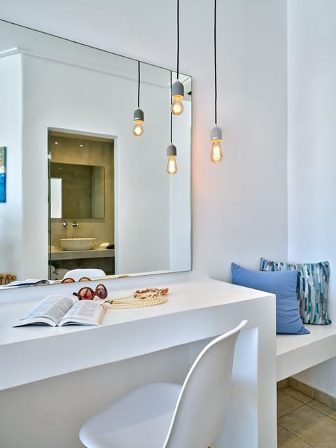 Superior Room, Balcony, Partial Sea View | Premium bedding, in-room safe, iron/ironing board, travel crib