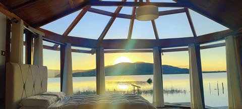 Superior Cabin, City View | Individually decorated, individually furnished, bed sheets