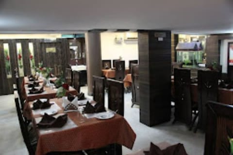 Room service - dining