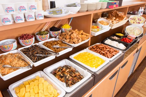 Daily buffet breakfast for a fee