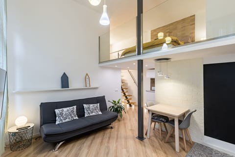 Deluxe Apartment | 1 bedroom, premium bedding, iron/ironing board, cribs/infant beds