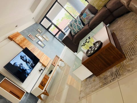 34-inch plasma TV with digital channels