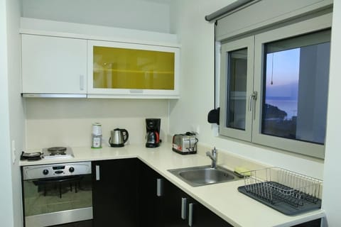 Double Sea View | Private kitchen | Full-size fridge, oven, stovetop, espresso maker