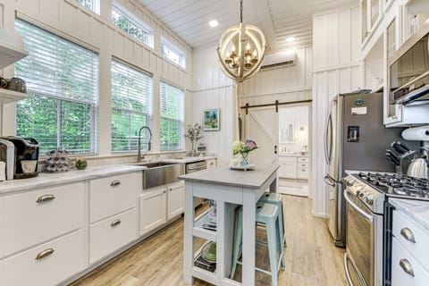 Cottage (2 Bedrooms) | Interior