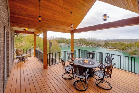 House (4 Bedrooms) | Front of property