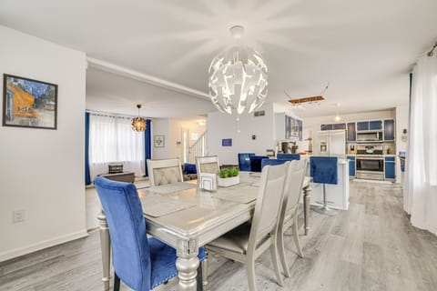 House (5 Bedrooms) | Interior