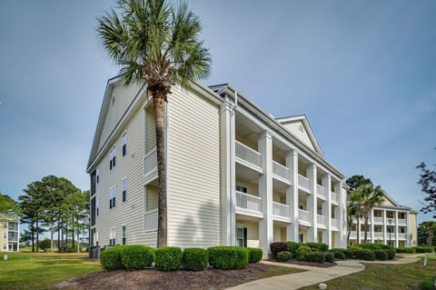 Apartment (2 Bedrooms) | Exterior