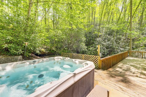 Cottage (3 Bedrooms) | Front of property