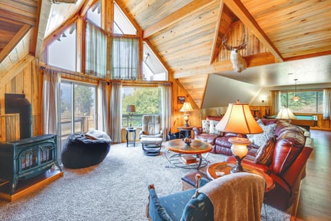 House (4 Bedrooms) | Interior
