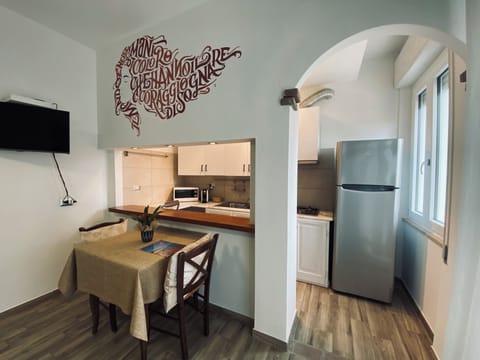 Deluxe Studio | Private kitchen | Fridge