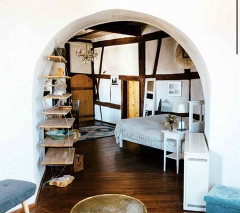 Room | Desk, free WiFi