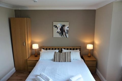 Double Room | Desk, laptop workspace, free WiFi