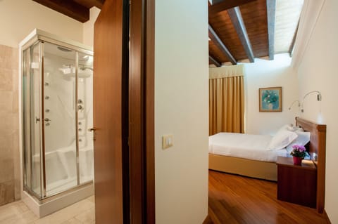 Minibar, in-room safe, desk, soundproofing