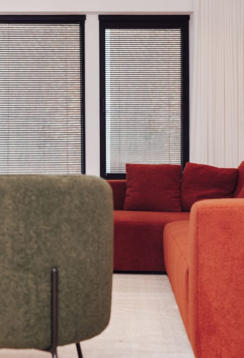 55-inch flat-screen TV with cable channels, TV, heated floors