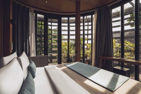 Grand Cabana Rooftop Seaview (Adult Only) | 1 bedroom, in-room safe, desk, laptop workspace