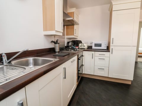 Fridge, dishwasher, electric kettle, toaster