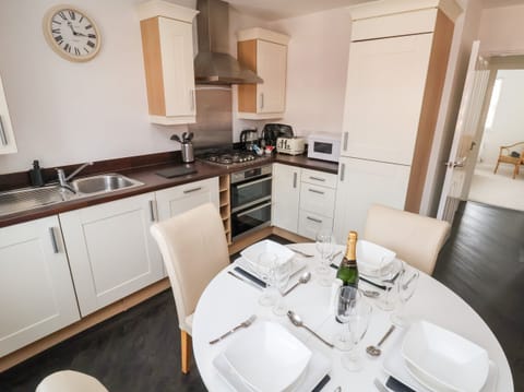 Fridge, dishwasher, electric kettle, toaster