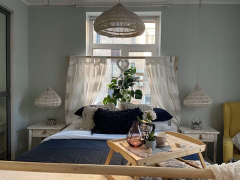 Basic Apartment | 1 bedroom, iron/ironing board, free WiFi