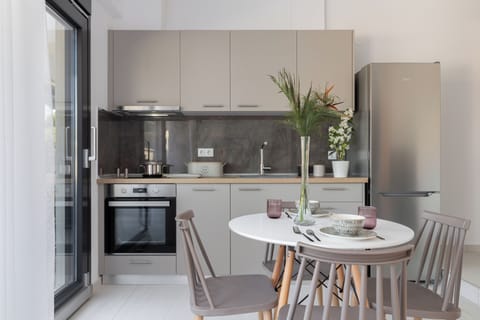 Villa, 3 Bedrooms, Garden View | Private kitchen | Full-size fridge, oven, stovetop, coffee/tea maker