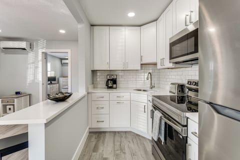 Apartment (1 Bedroom) | Interior