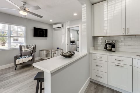 Apartment (1 Bedroom) | Interior