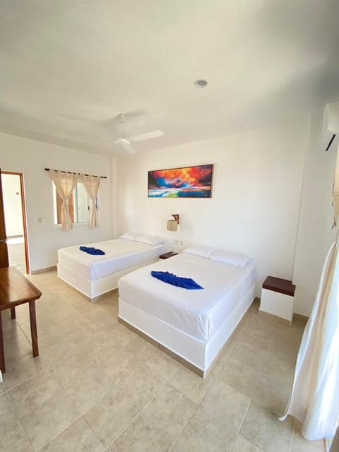 Superior Quadruple Room | Free WiFi, bed sheets
